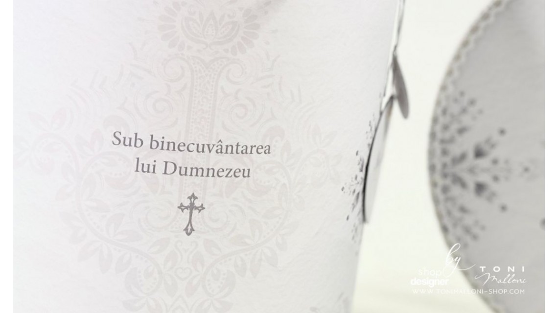 Trusou de botez alb cu gri si dantela bumbac brodata Fulg de Nea 15